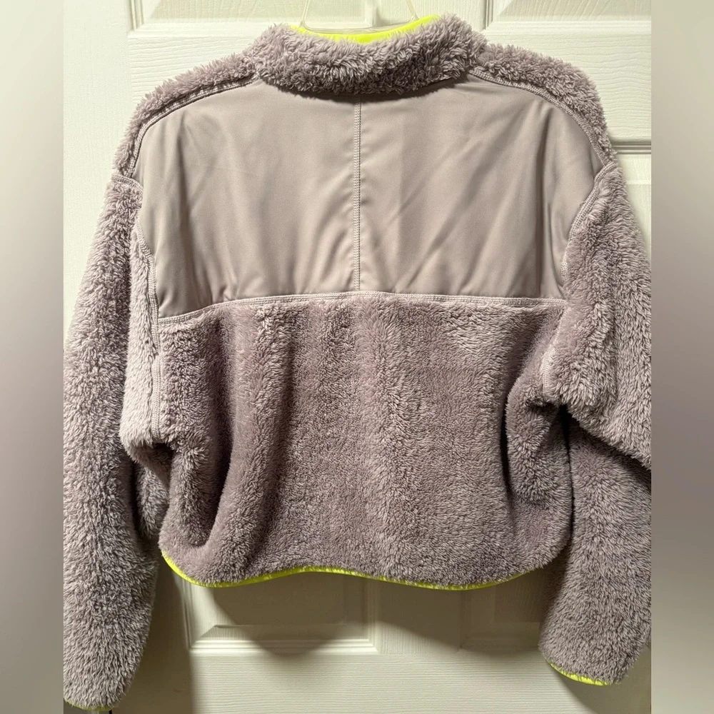 Nike Sherpa Fleece Crop Pullover